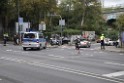 LKW blieb unter Bruecke haengen Koeln Ehrenfeld Innere Kanalstr Hornstr P314